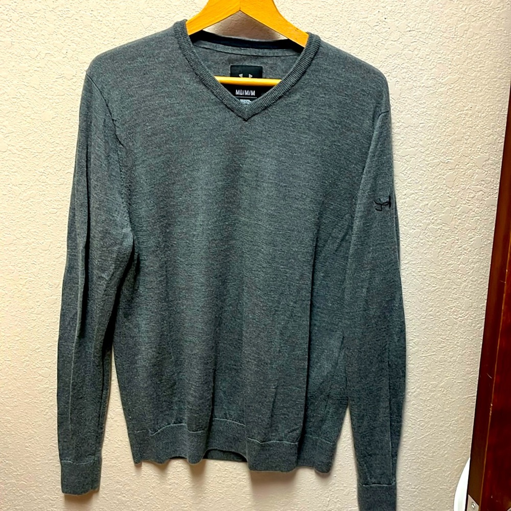 Mens under armour v neck sweater